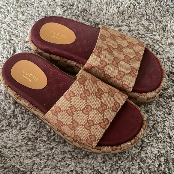 GUCCI Monogram Angelina Platform Sandals Slides - Picture 6 of 6
